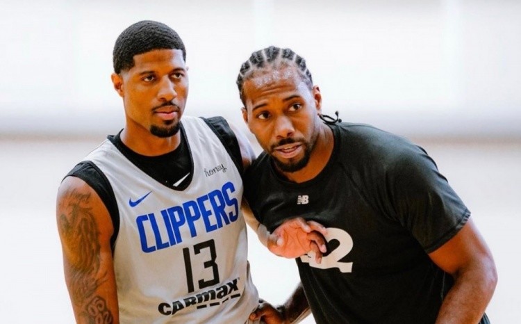 记者：克鲁伊夫名言应验，弗里克执教巴萨第二年面临严峻挑战（记者：克鲁伊夫一语成谶，弗里克执教巴萨次年迎严峻考验）