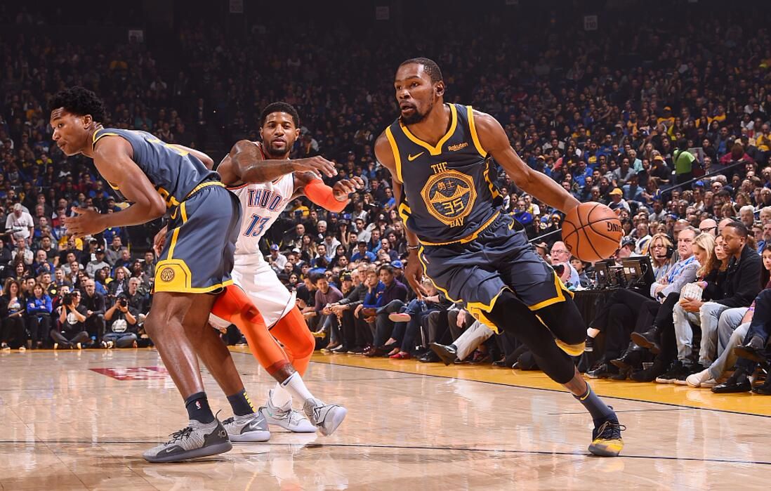 解放者杯半场：恩里克失良机，帕尔梅拉斯暂0-0弗拉门戈（解放者杯半场战报：恩里克错失良机，帕尔梅拉斯0-0弗拉门戈）