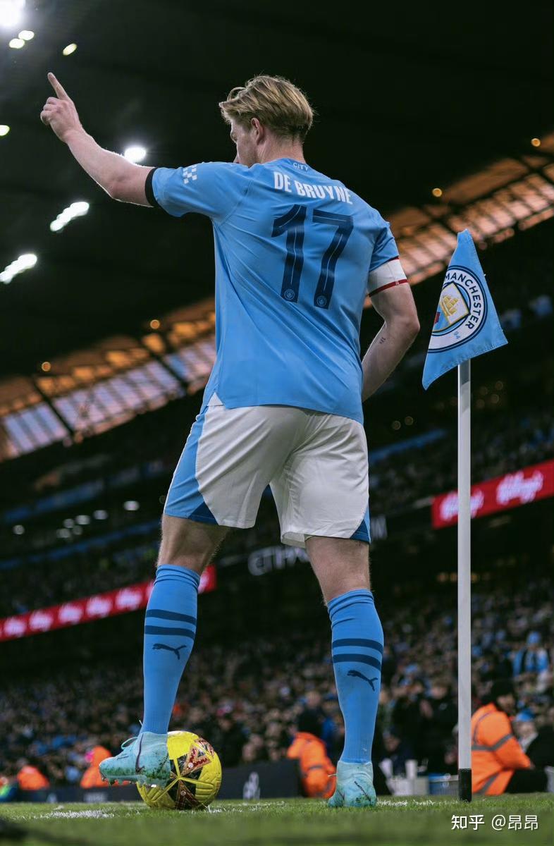 库明加被排除出轮转阵容，勇士半场10人得分领先公牛14分（库明加无缘轮换，勇士半场10人开张，领先公牛14分）