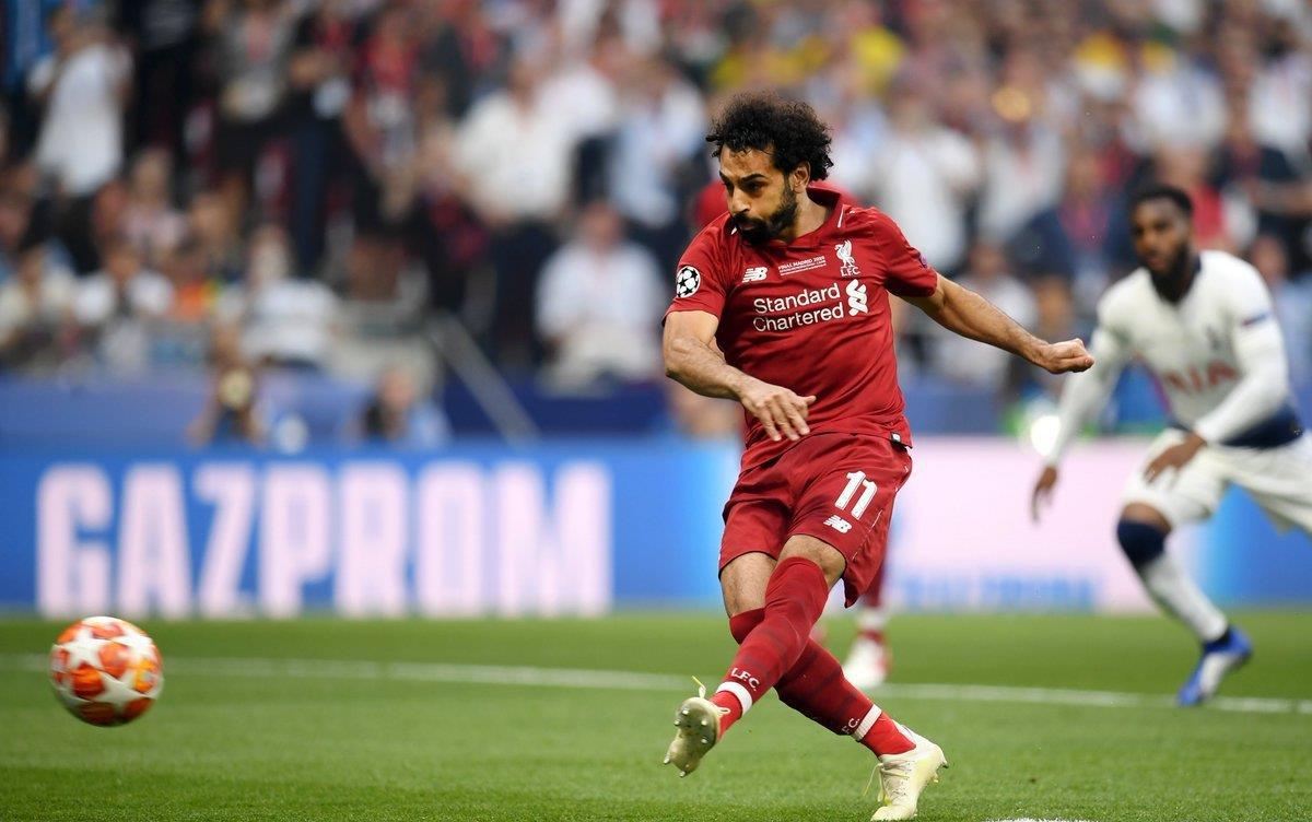 带大力神杯亮相，斯卡洛尼：上届决赛令人难忘，我们会再努力