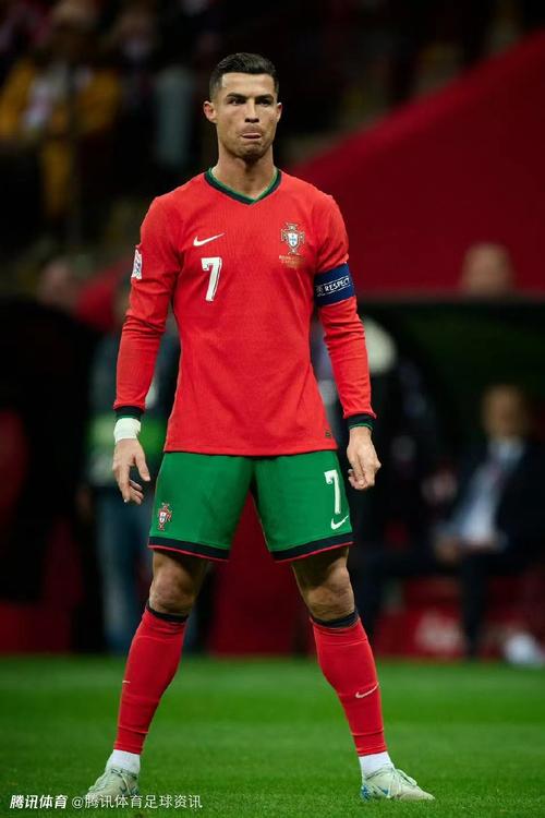 🎮HLE 2-1 DK：Kanavi暴躁巨魔葬送好局，DK扳回一城（🎮HLE 2-1 领先DK：Kanavi巨魔关键失误，DK扳回一城）