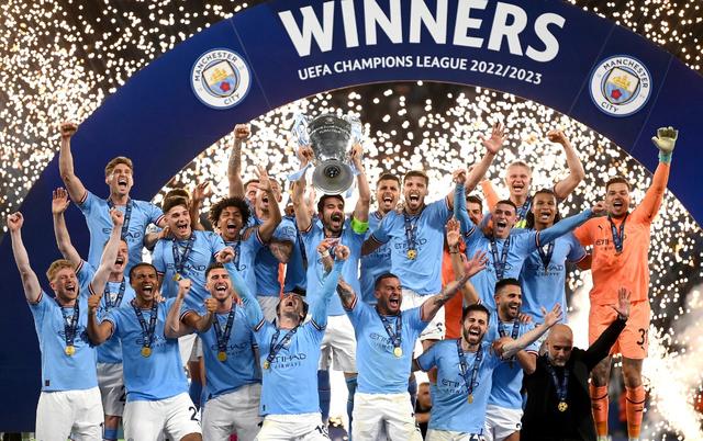 佩莱格里尼：塞维利亚落后时球迷往球场投掷杂物，这样不对（佩莱格里尼批评塞维利亚球迷落后时向场内投掷杂物：不可取）