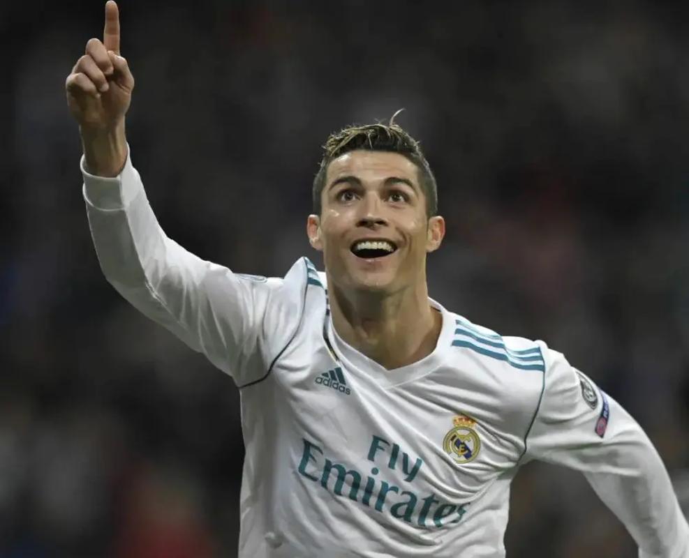 劳塔罗加盟国米后已对阵30支意甲球队破门，同期五大联赛最多（自加盟国米起，劳塔罗已对30支意甲球队进球，同期五大联赛居首）