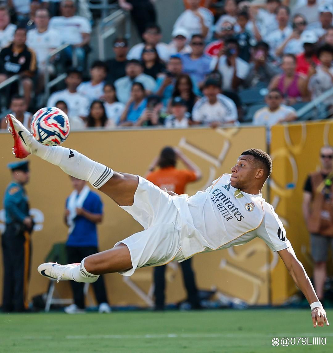 加斯佩里尼：我们必须专注到比赛最后一刻，而不是急着去洗澡（加斯佩里尼：注意力要坚持到终场哨，而非急着去洗澡）