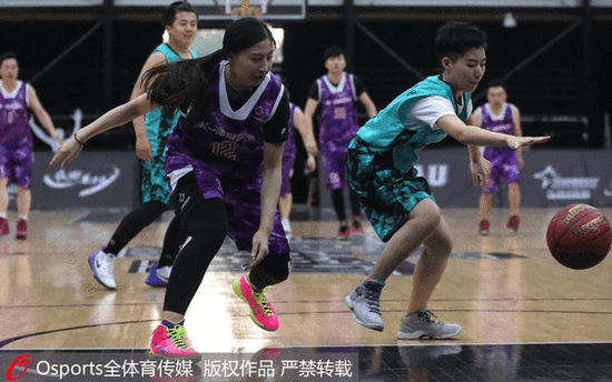 巴里奥斯：球队下半场有点挣扎，被对手反击进球的感觉太糟了（巴里奥斯：下半场我们踢得吃力，被对手反击破门的滋味太难受）