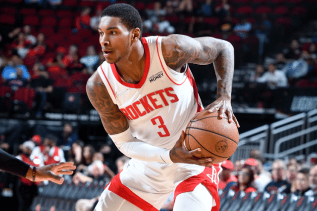 孔蒂：德佬说这是真正领袖带领下的胜利？总感觉是在说他自己（孔蒂回击德佬：所谓“真正领袖”的胜利，听起来像在说他自己）