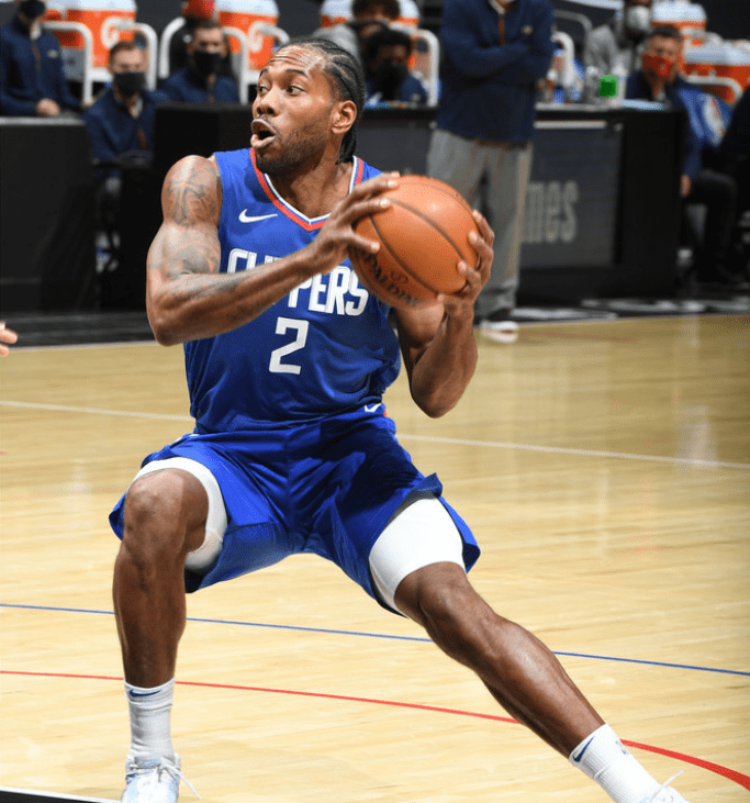 中国U17vs孟加拉国首发：邝兆镭领衔，万项、帅惟浩出战（中国U17战孟加拉国首发出炉：邝兆镭领衔，万项、帅惟浩先发）