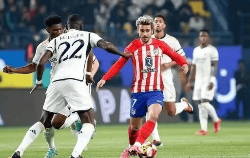 曼联平局再显不稳定，马兹拉维怒斥错失良机