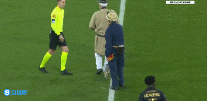 非洲杯阴影下的曼联：姆贝莫、迪亚洛与马兹拉维能否出战伯恩茅斯？（非洲杯影响下的曼联战伯恩茅斯：姆贝莫、迪亚洛、马兹拉维能否登场？）