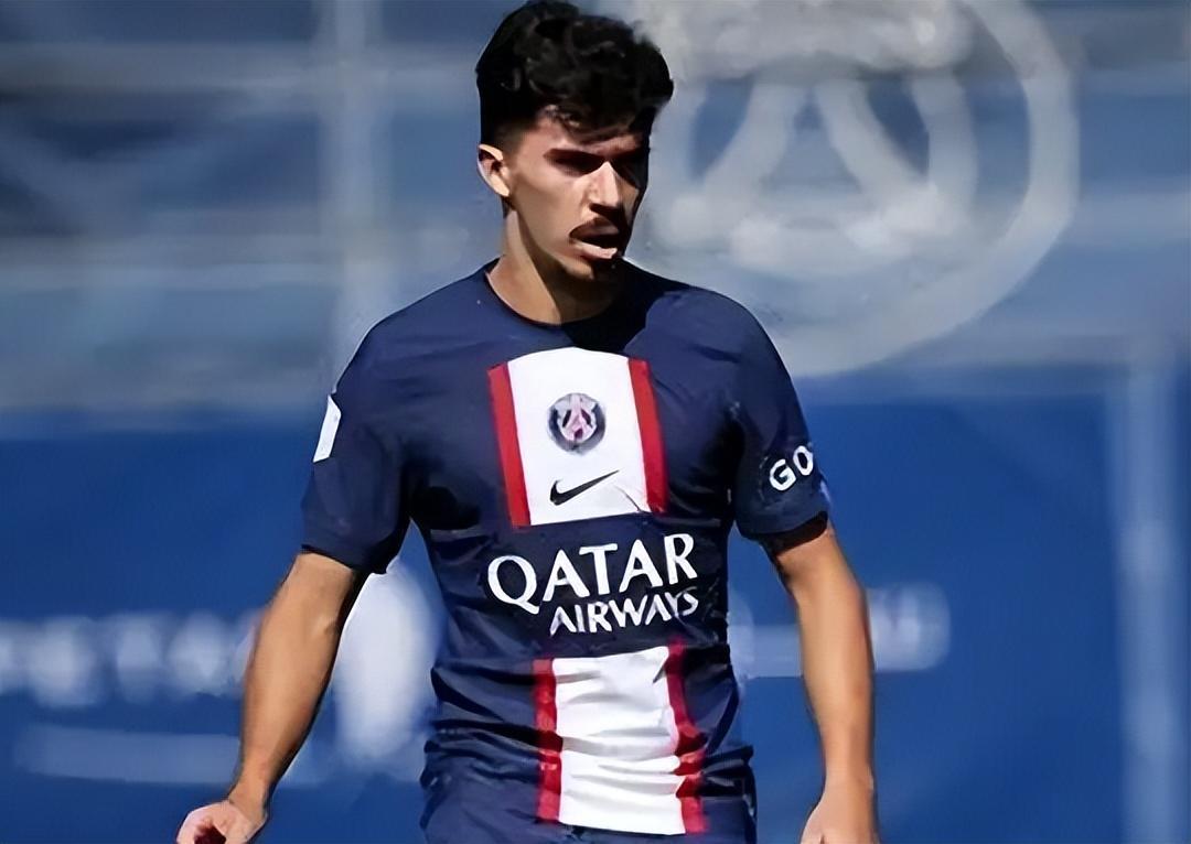 B费重申 B费重申