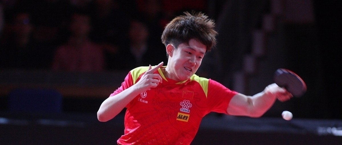 受采访时直 受采访时直